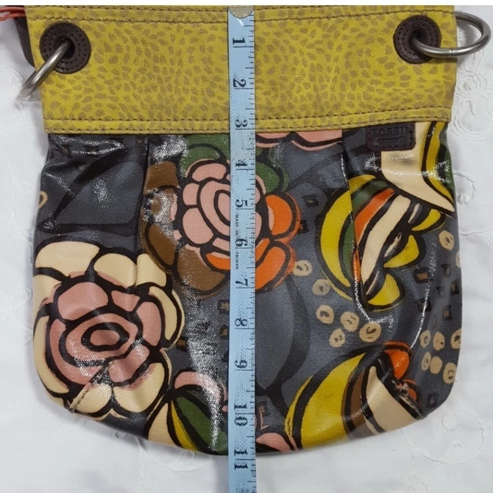 Vintage Fossil Key Per Cross Body and Wallet